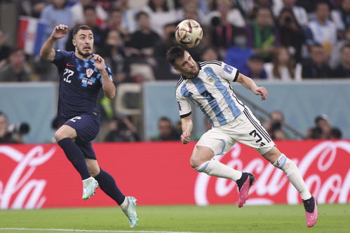中超：上海申花1-1战平武汉三镇 暂登榜首